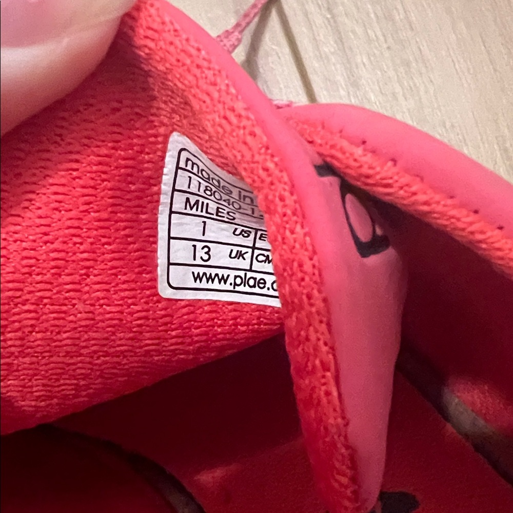 Plae shoes - Picture 4 of 4